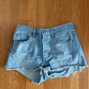 Light wash Levi 501 Button-Fly Shorts